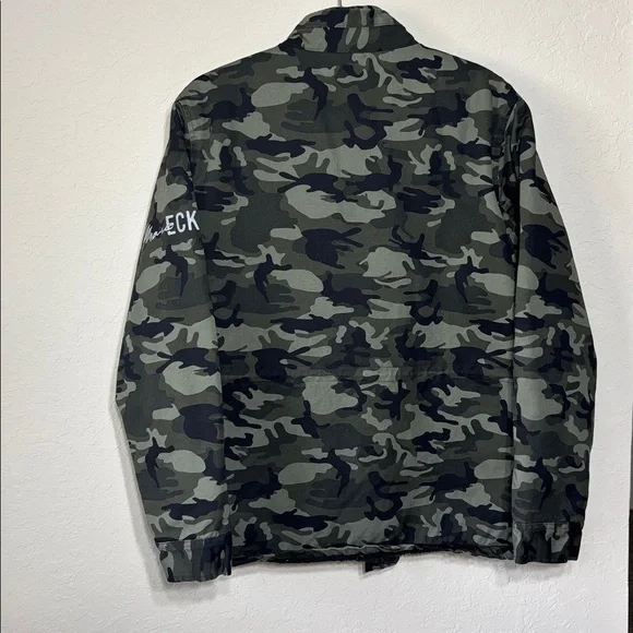 Marc Ecko Cut & Sew Men's insulated Camouflage Vintage 2000’s Y2K Jacket Size S - Picture 6 of 10